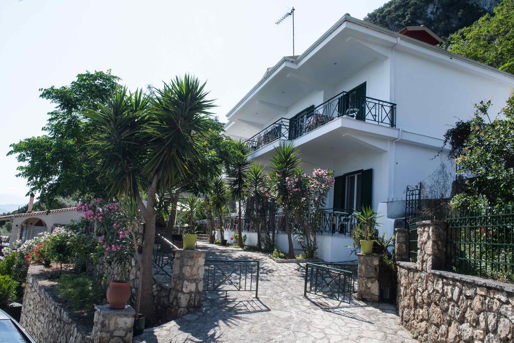 Bella Casa Studios Frínion Extérieur photo