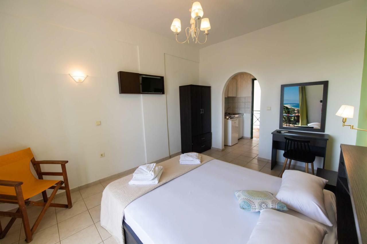 Bella Casa Studios Frínion Extérieur photo